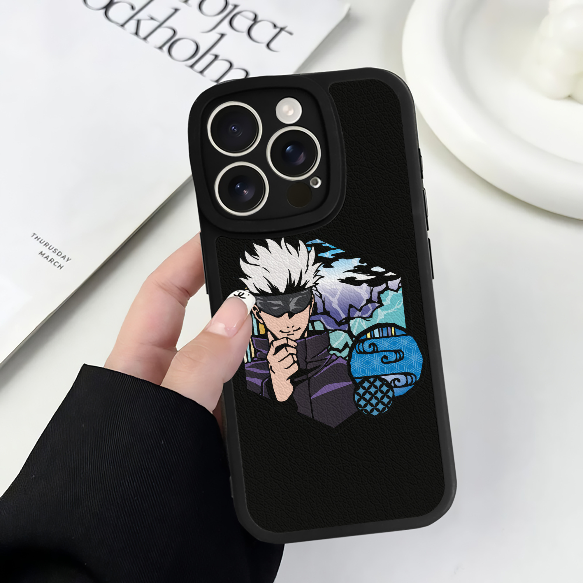 （画像用） 呪術廻戦 Jujutsu Kaisen 【iPhone 16シリーズ対応】シリコンスマホケース（レザー調） 材質：シリコン